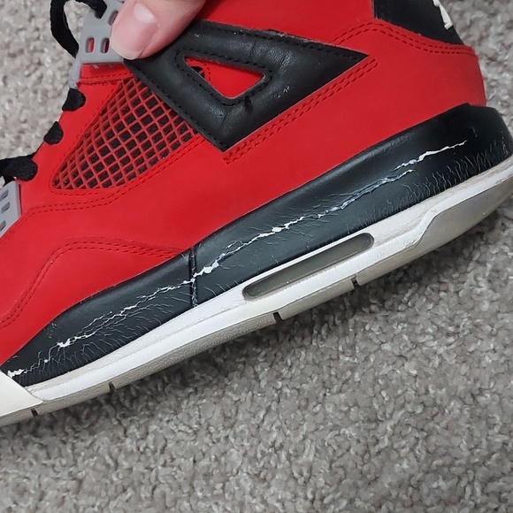 Air Jordan 4 Retro Toro Bravo 2013 - Picture 5 of 9